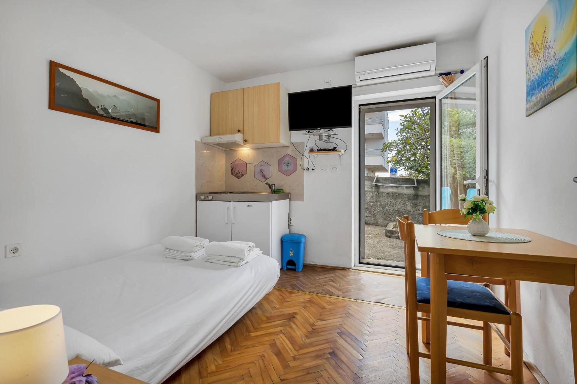 Studios Jakov Makarska Luaran gambar